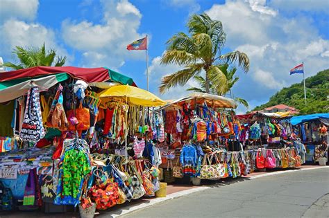 st maarten souvenir shop.